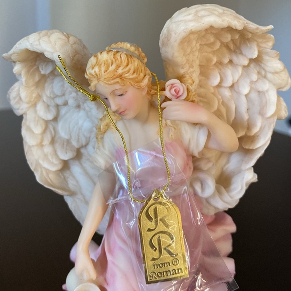 Rosalie ´Nature´s Delight´ Angle figurine by...